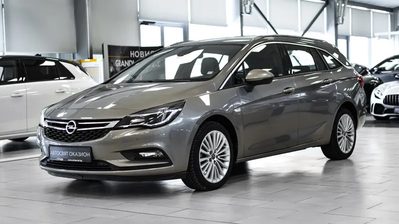 Opel Astra Sports Tourer 1.6 CDTi Innovation Image 4