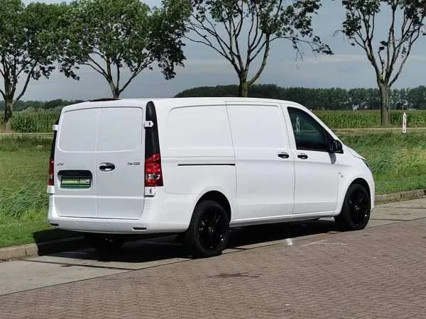 Mercedes-Benz Vito 114 L2H1 Automaat Airco! Image 3